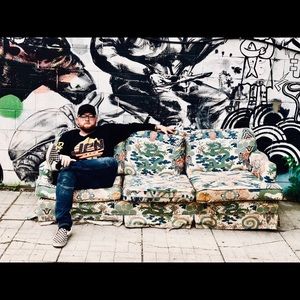 Meet your Posher, Dillon